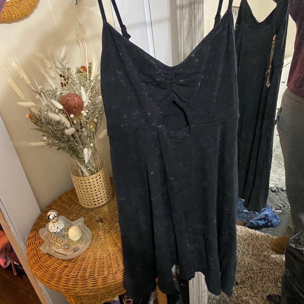 American Eagle women’s keyhole front mini dress